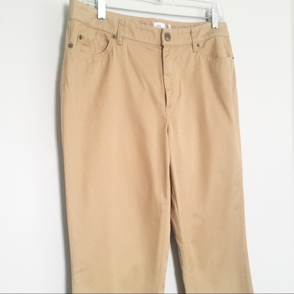 L.L. Bean Vintage Tan Jeans - Picture 1 of 7
